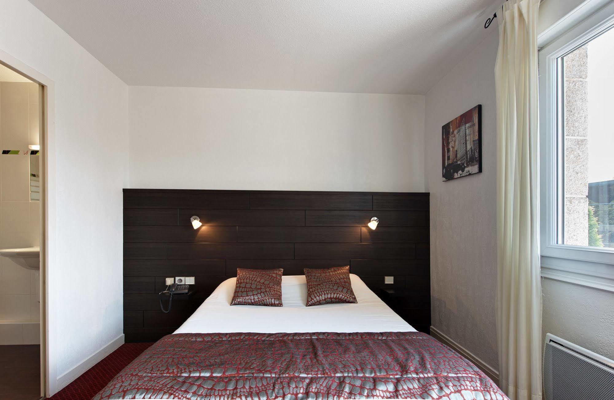 The Originals City, Hotel Du Chateau, Pontivy Luaran gambar