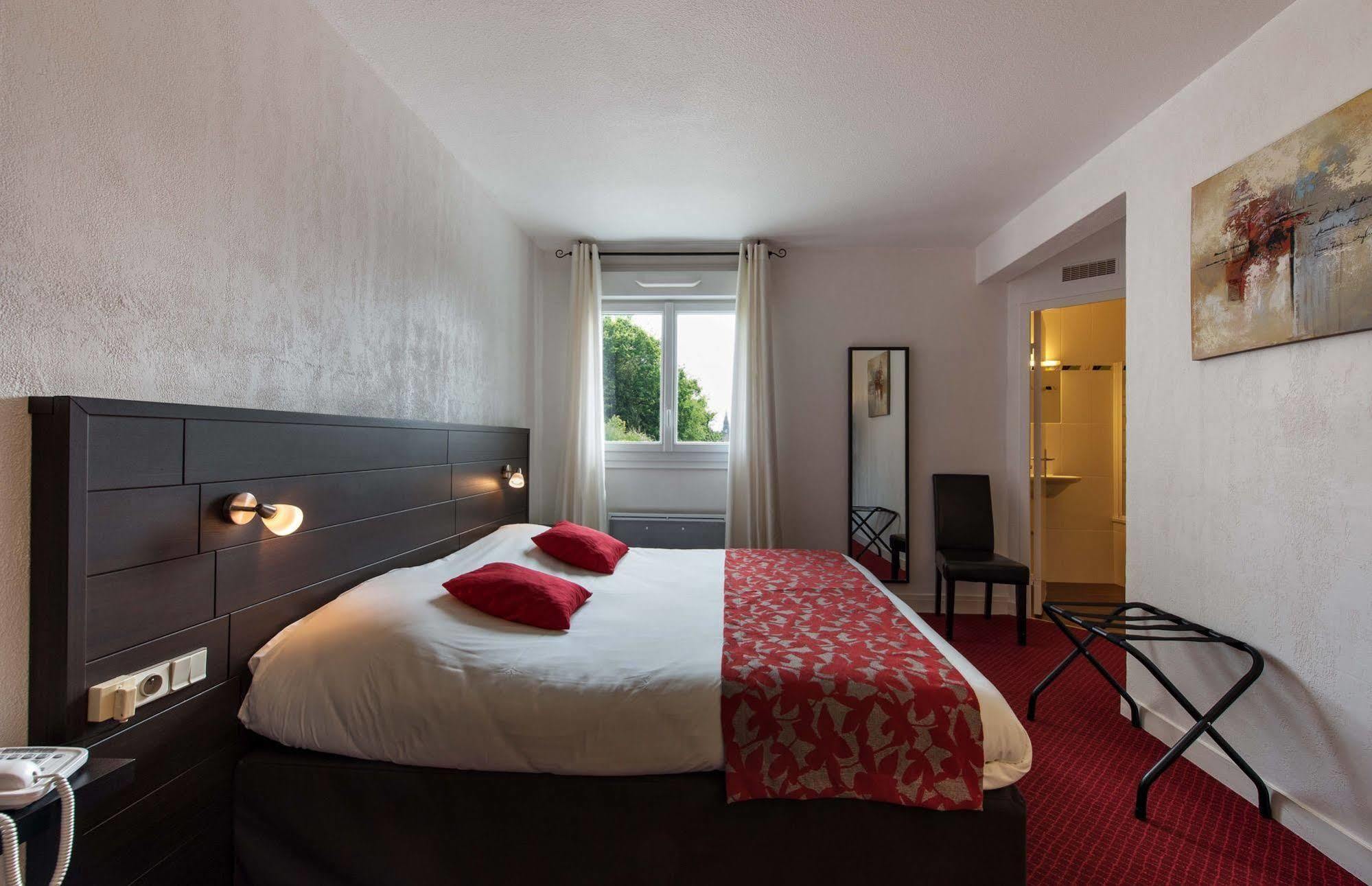 The Originals City, Hotel Du Chateau, Pontivy Luaran gambar